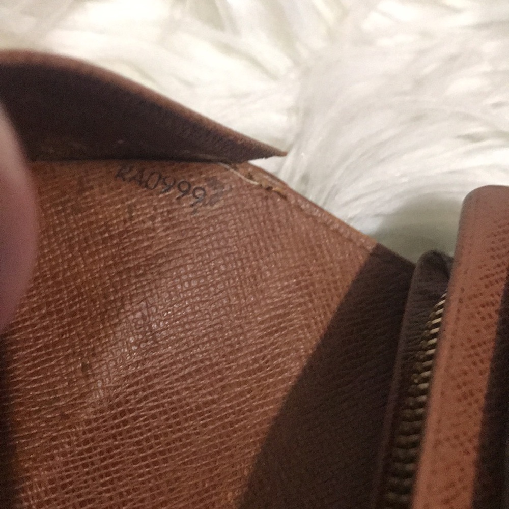 🚨SOLD🚨Authentic Louis Vuitton Monogram Tresor - Picture 12 of 16